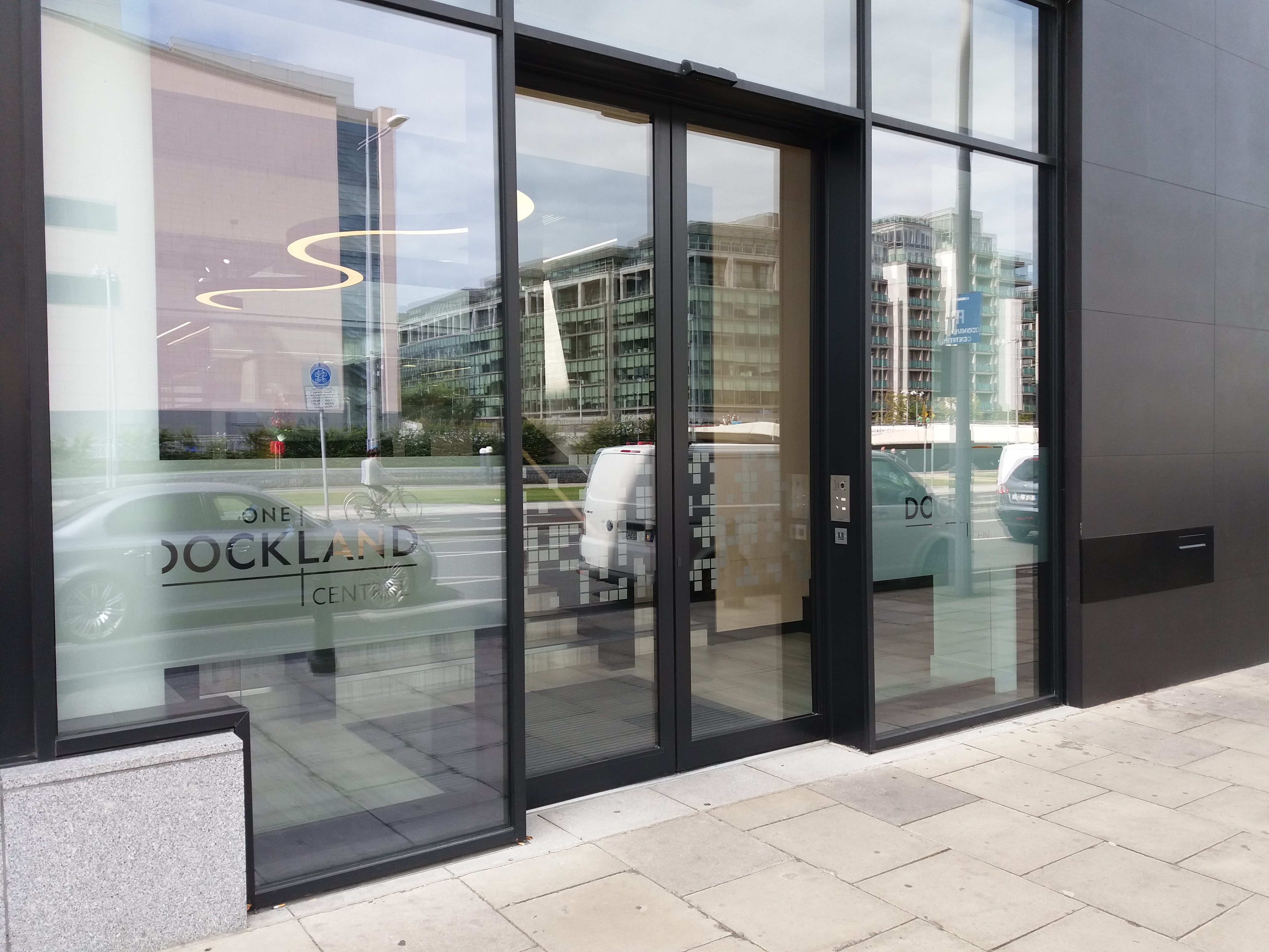 An image of an electronic door