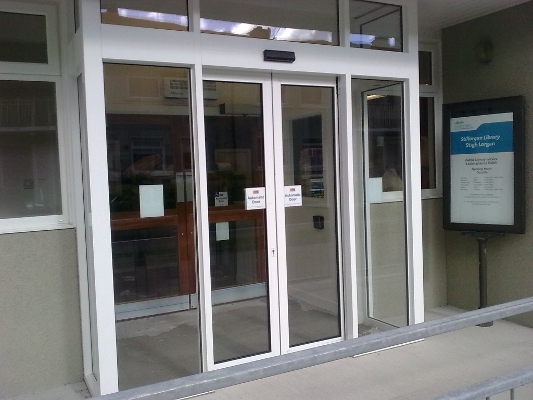 An image of an electronic door