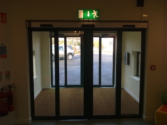 An image of an electronic door