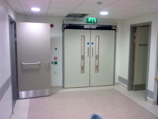 An image of an electronic door